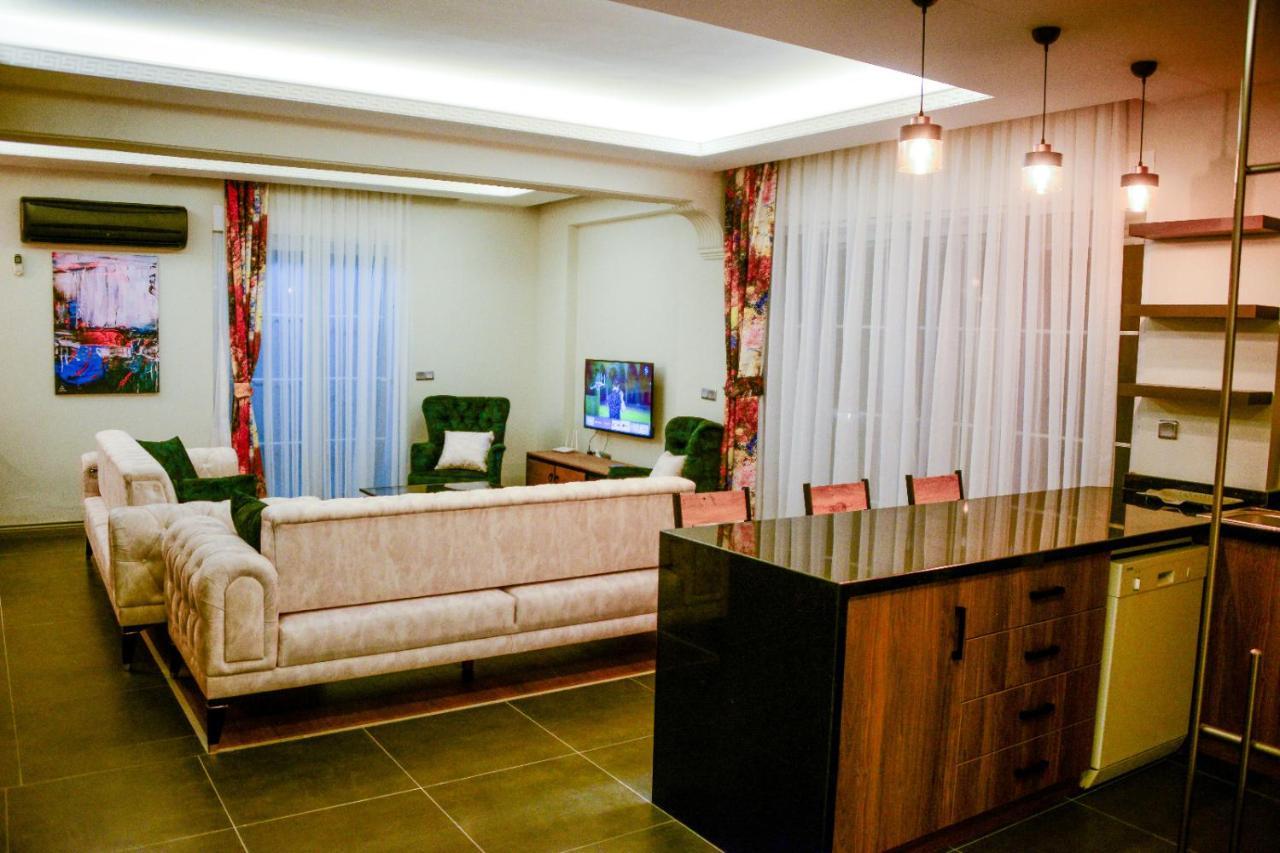 Private With Pool Near The Villa *