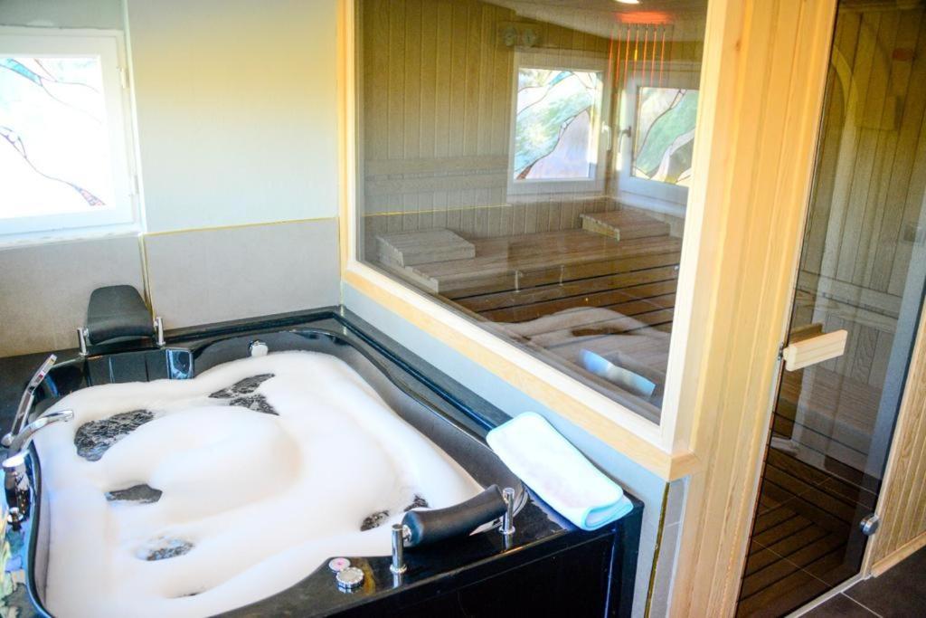 Private With Pool Near The Belek