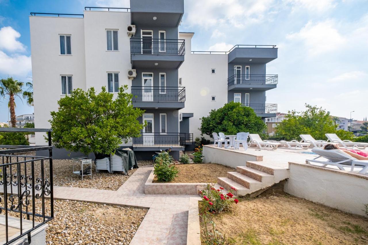 Assos Apart: Havuzlu Sitede Tamami Sizin 2 Oda 1 Salon Daire Belek