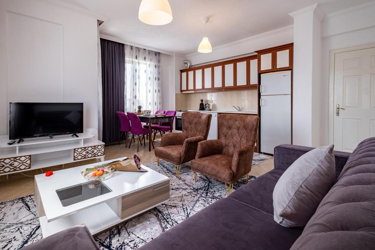 Assos Apart: Havuzlu Sitede Tamami Sizin 2 Oda 1 Salon Daire * Belek