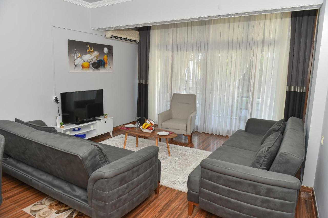 Alp's Triplex Lagoon Havuz Olanagi Sunan * Belek
