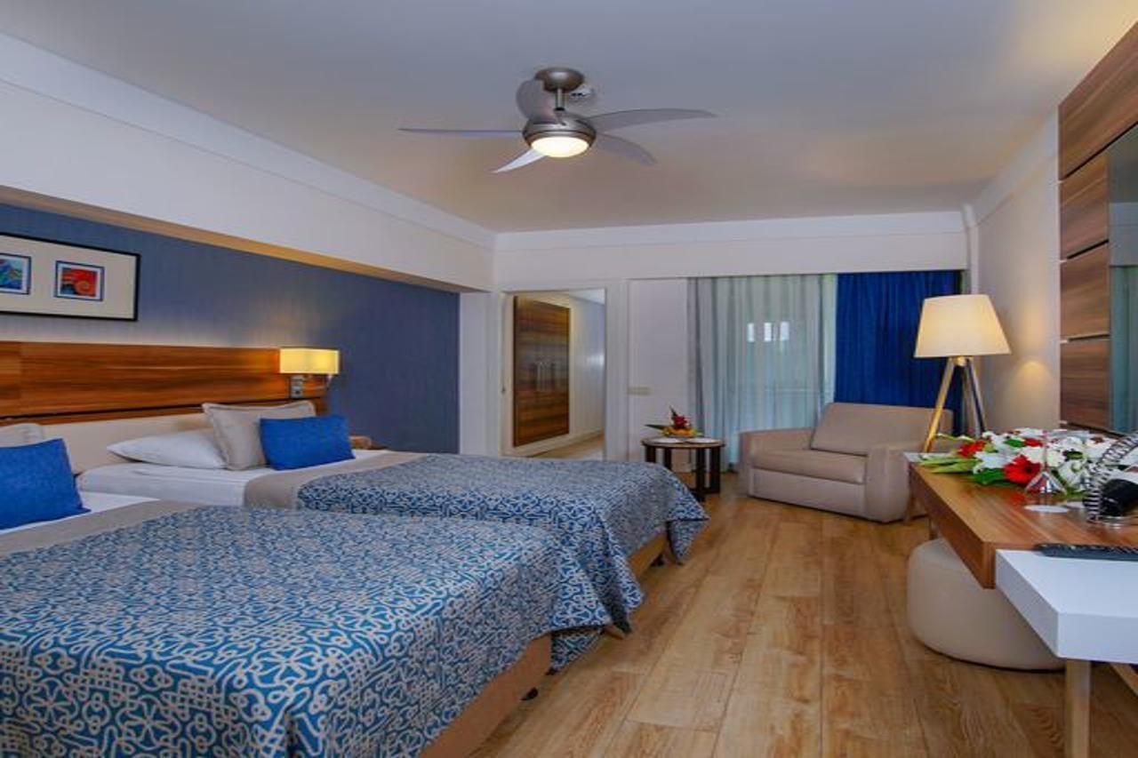 Limak Atlantis Deluxe 5* Belek