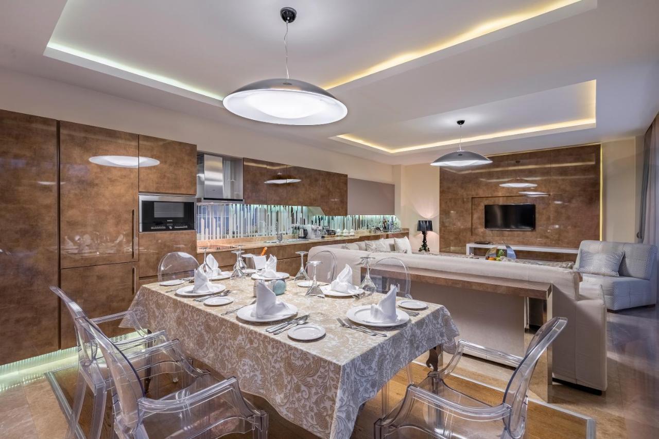 Hotel Bellis Deluxe & Heated For Winter Aqua Park