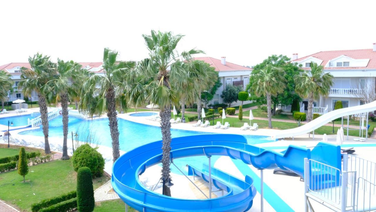 4 Bedrooms Bluehomes Daire *