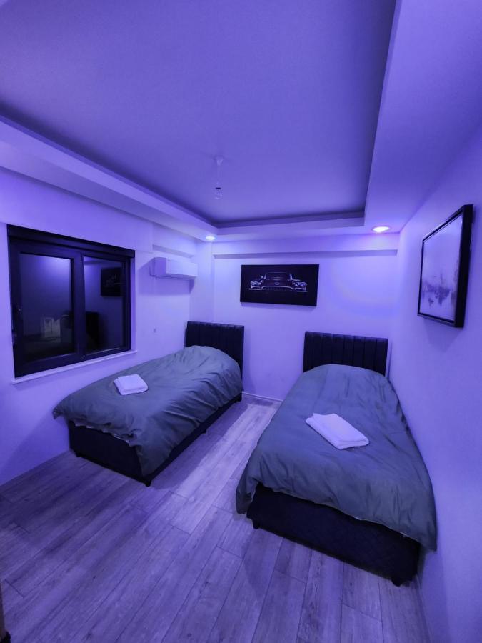 Incredible Luxury 3 Bedrooms And A Hall *