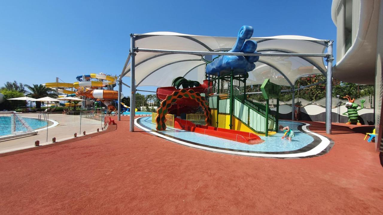 Complex Cornelia Diamond Golf & 5*