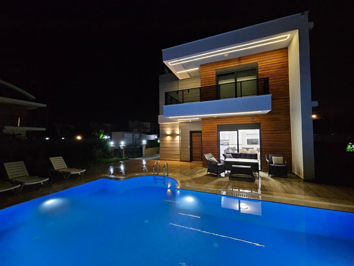 Incredible Luxury 3 Bedrooms And A Hall