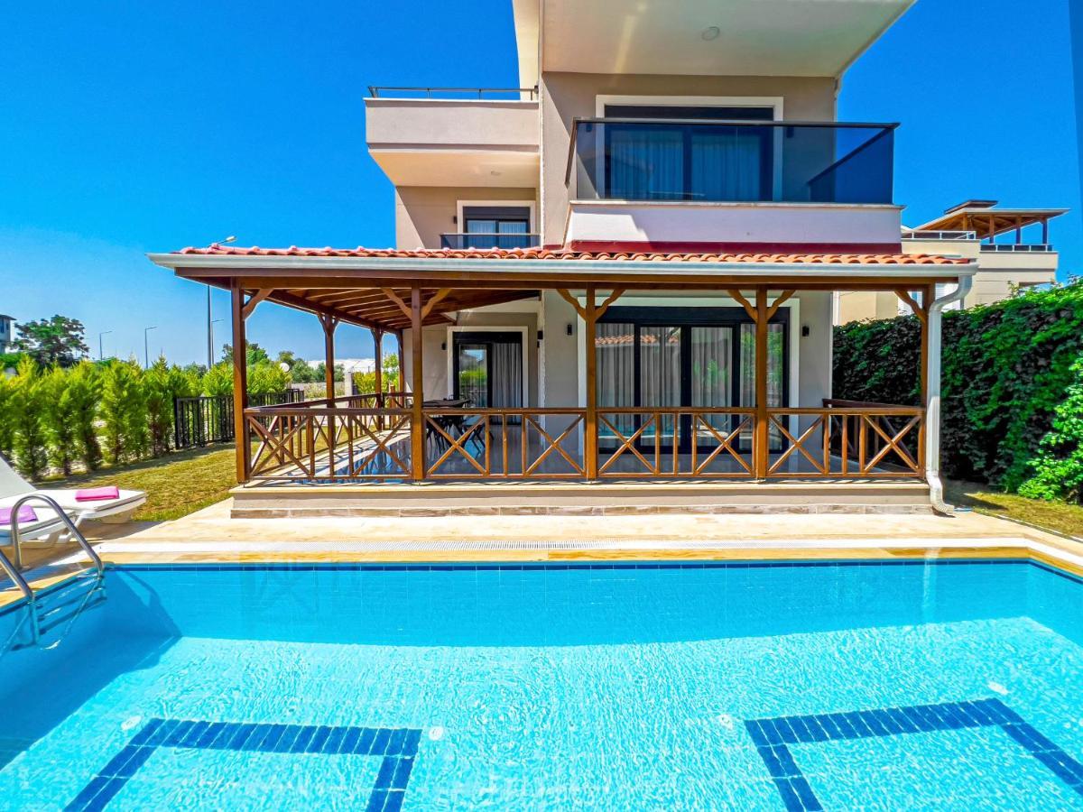 Paradise Town Cordelia Villa *