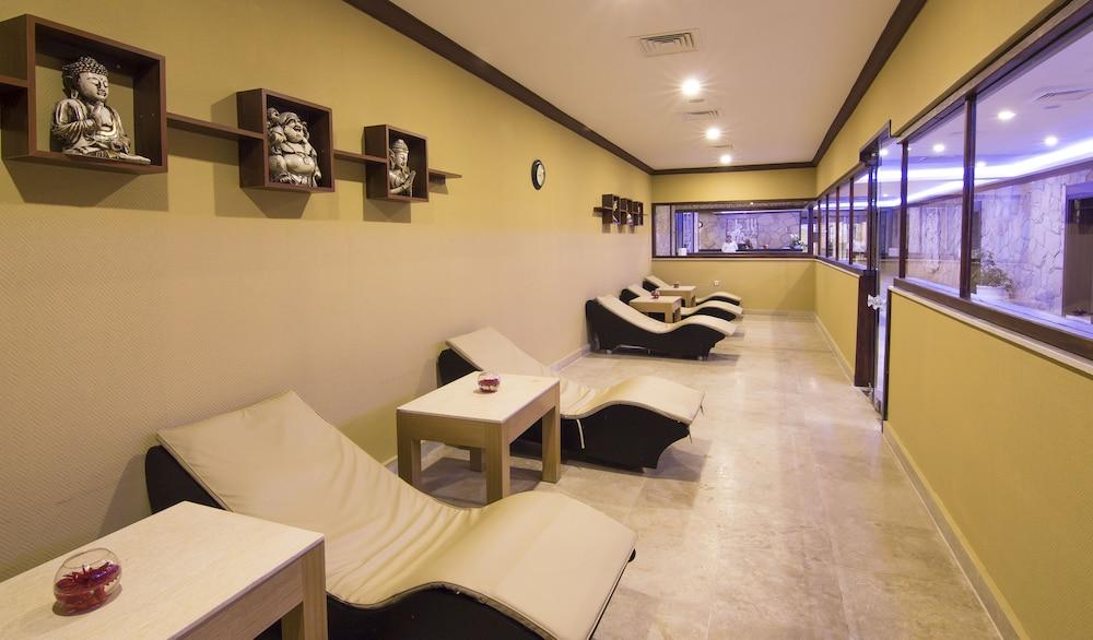 Selectum Noa 5*