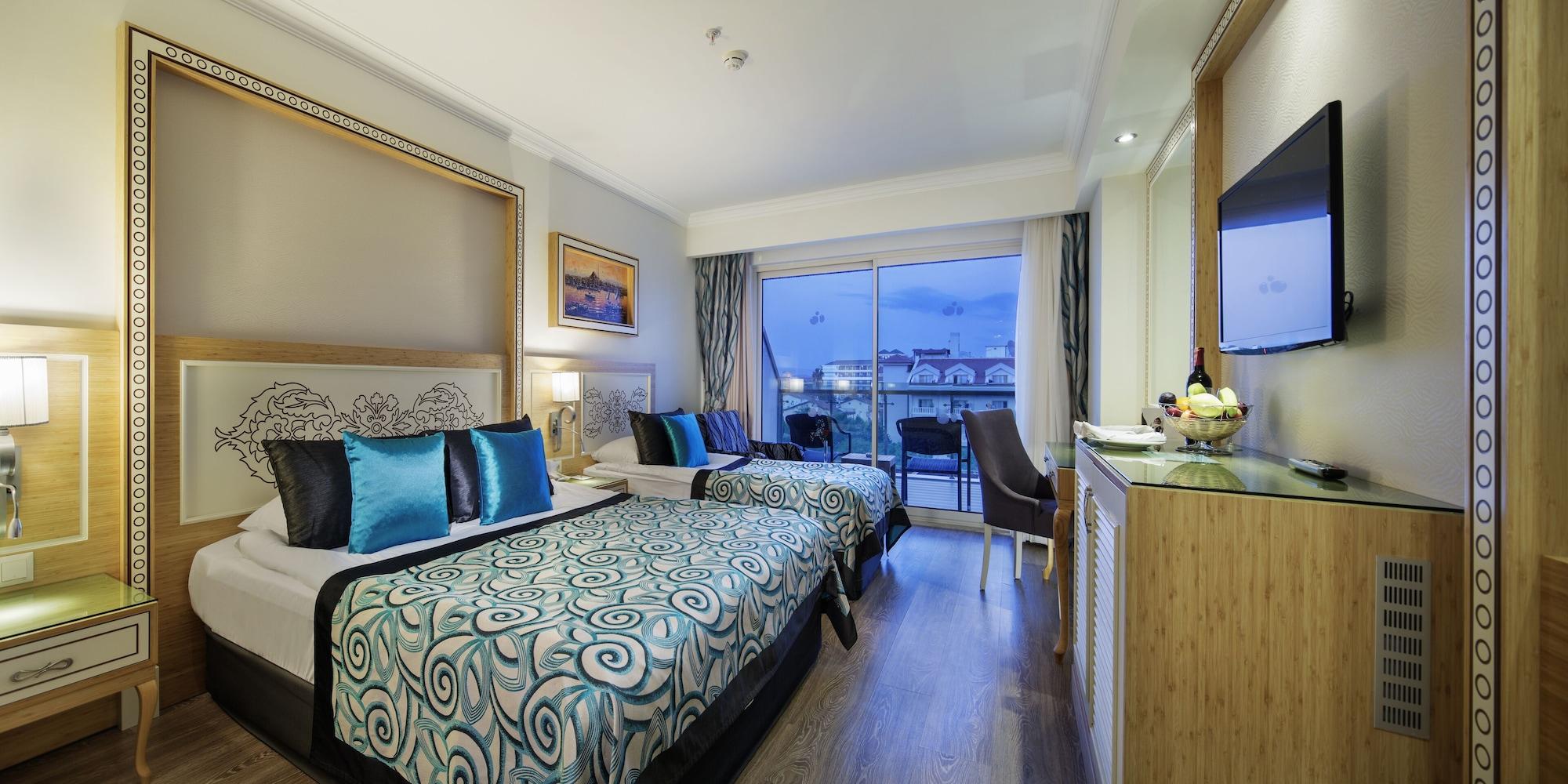 Resort Crystal Waterworld &