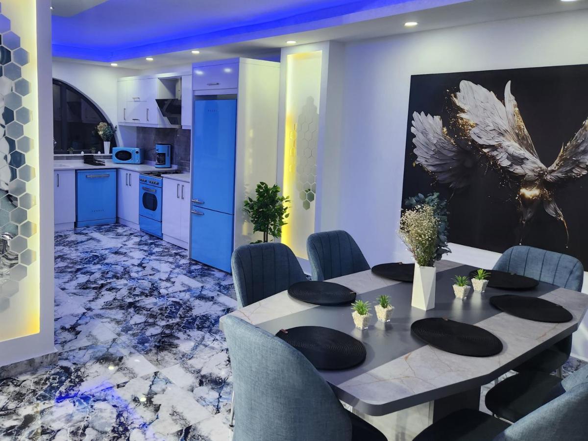 Luxury Imperial *