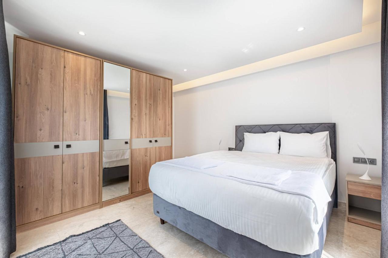 Aparthotel Deluxe *