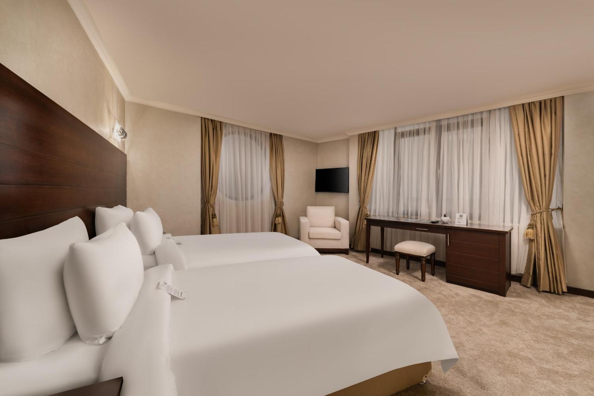 Otel Rixos Park - The Land Of Legends Access 5*