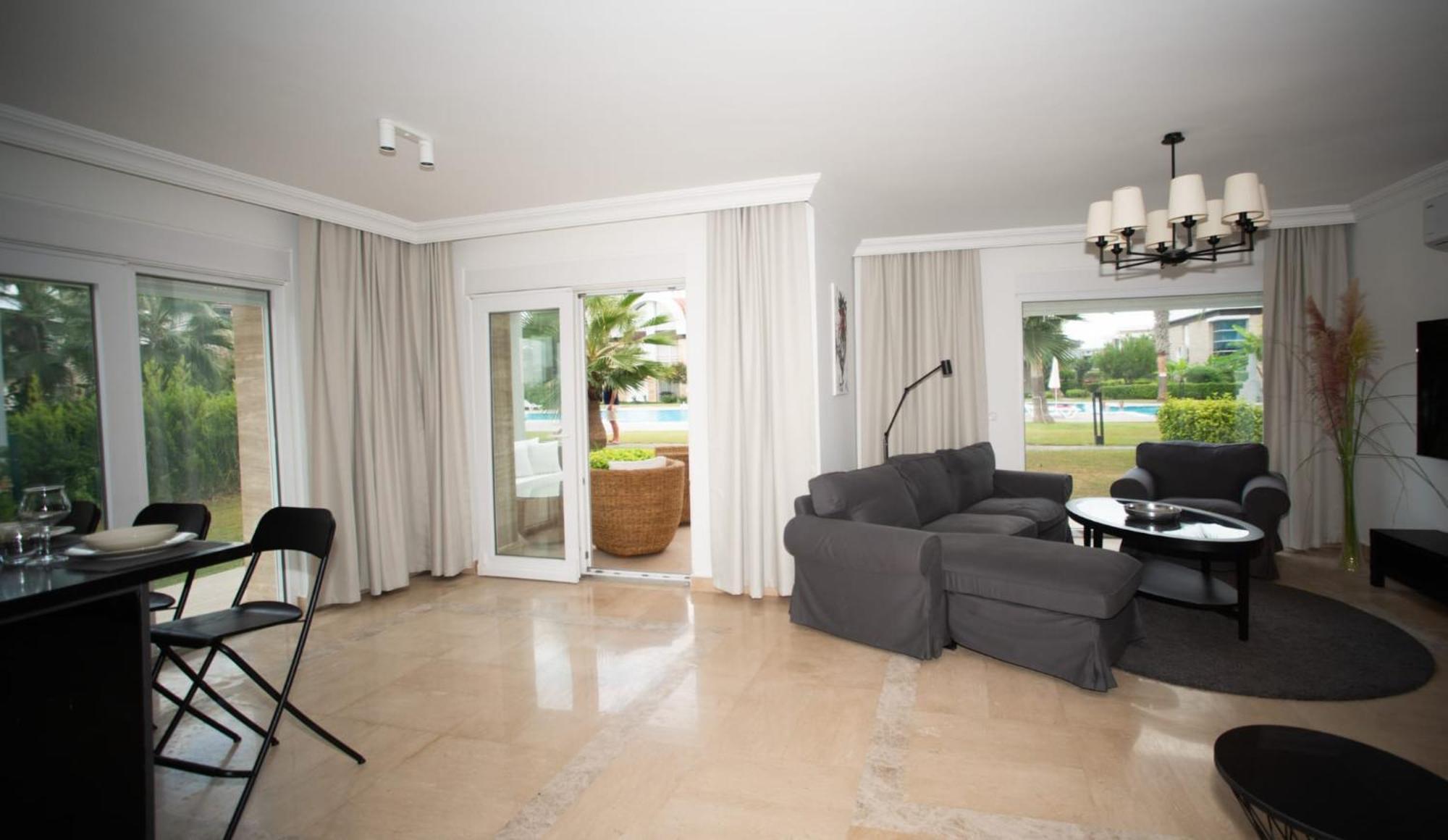 Living Dream Pearl Villa *