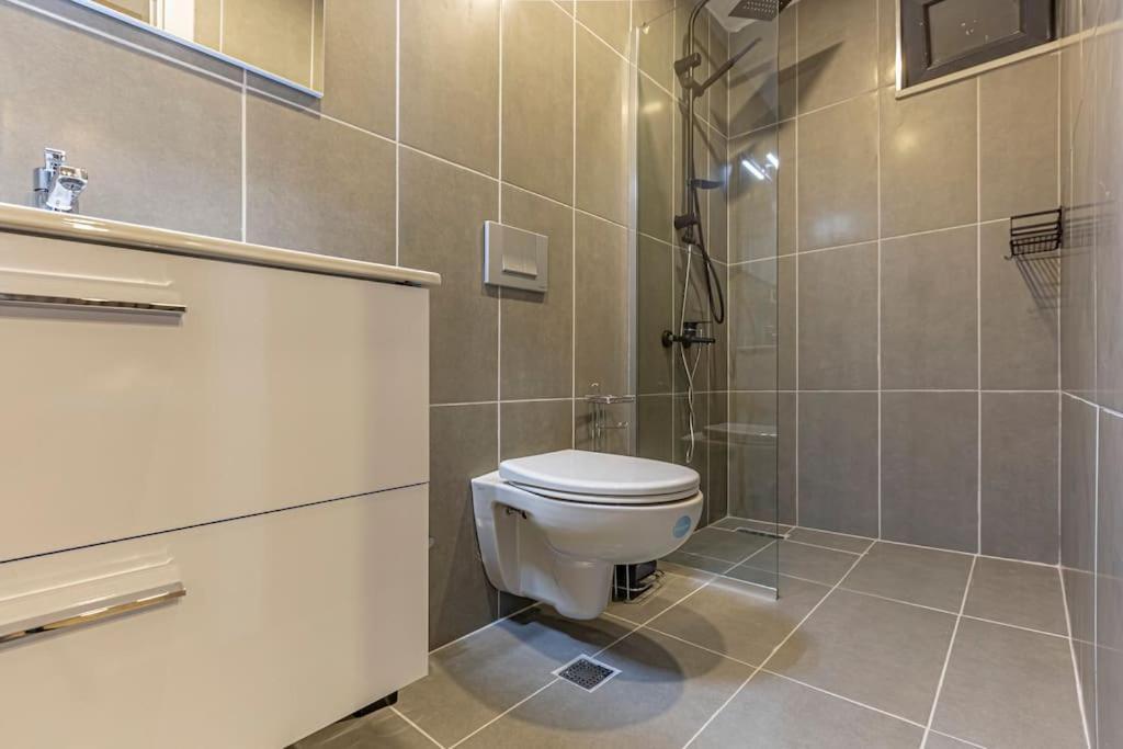 Near By The Land Of Legends , 40 M2 Private Pool Batiatus