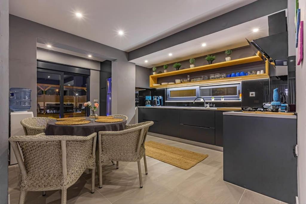 Near By The Land Of Legends , 40 M2 Private Pool Batiatus * Belek