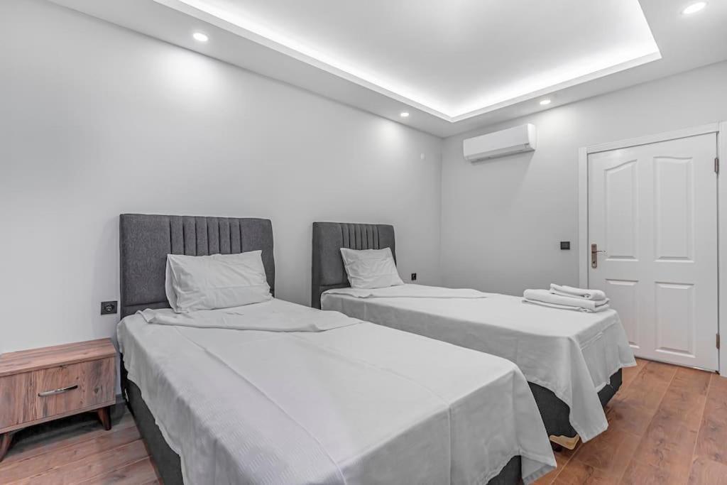 Villa Near By The Land Of Legends , Private Pool With Jakuzzi Euphoria Belek