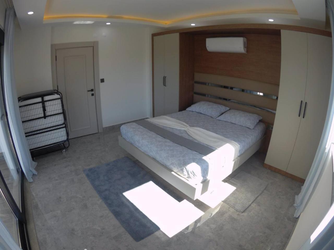Vilă Annabell1 With Swimming Pool And Jacuzzi, 3 Floors