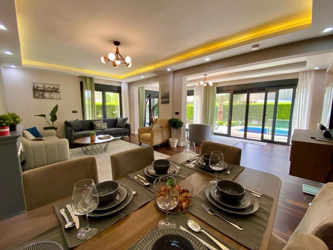 Vilă Annabell1 With Swimming Pool And Jacuzzi, 3 Floors Belek