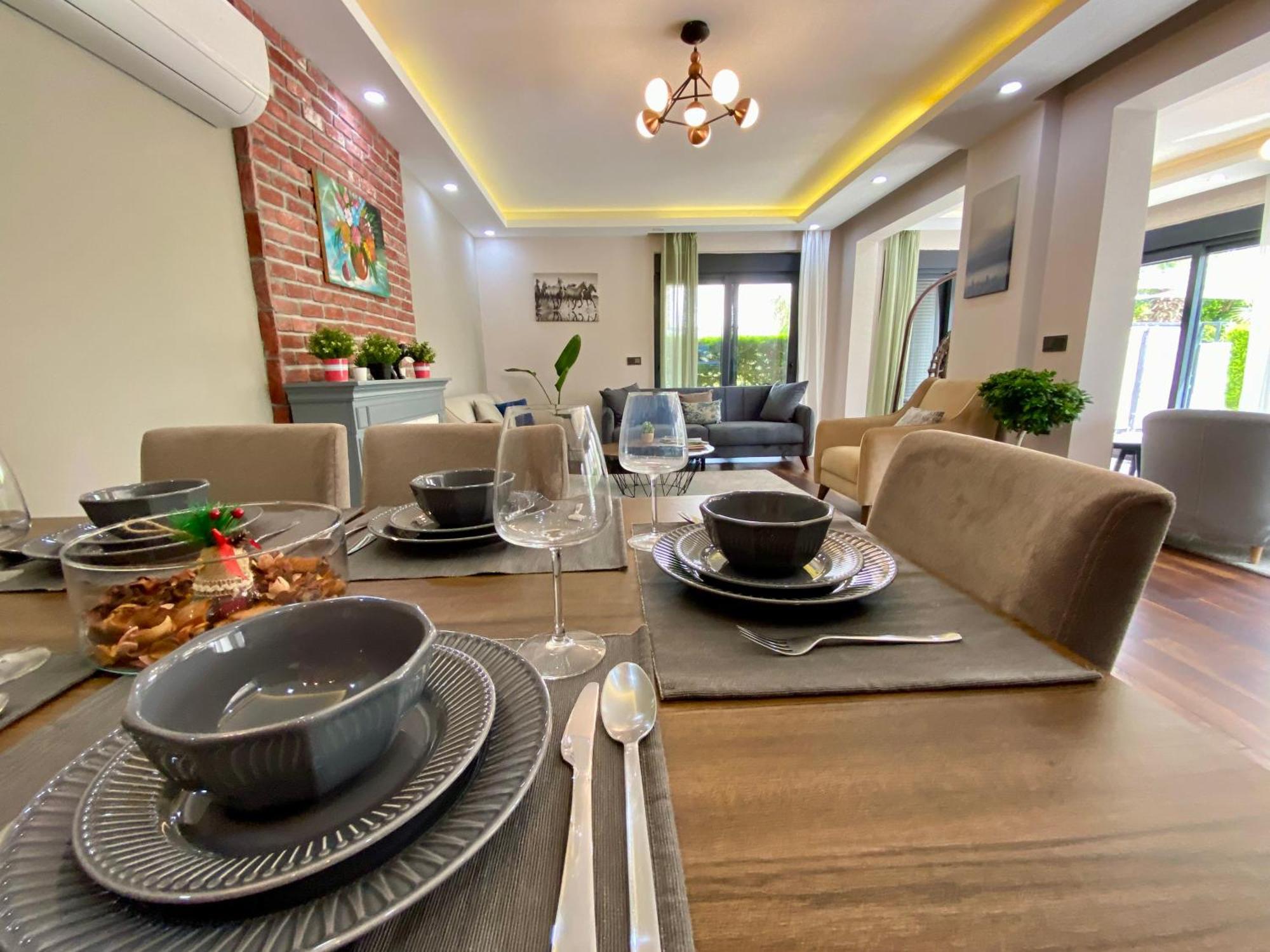 Vilă Annabell1 With Swimming Pool And Jacuzzi, 3 Floors *
