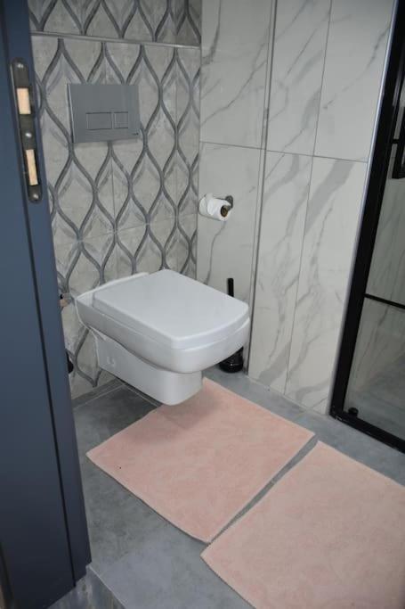Sahnaz Suits Belek