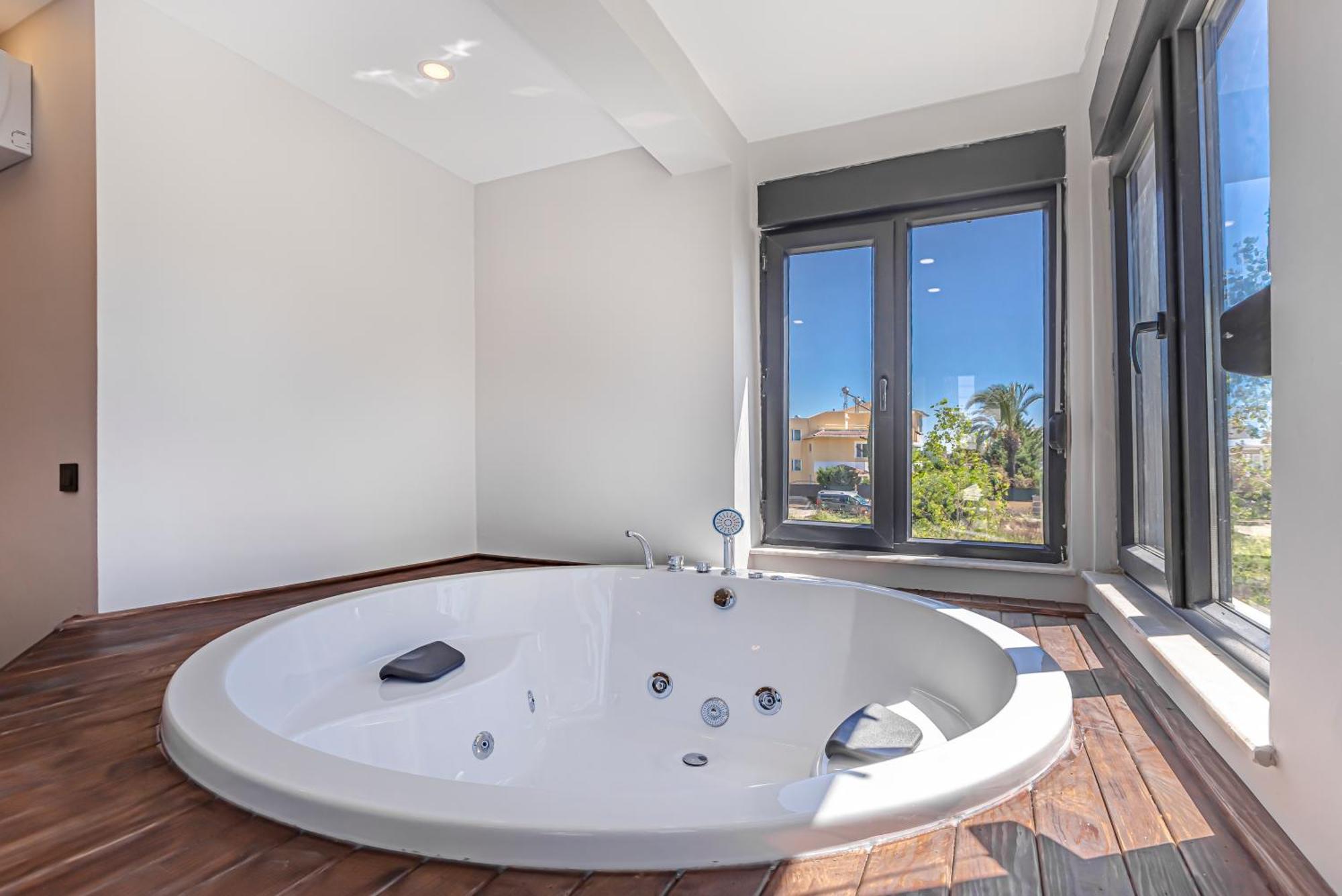 Near By The Land Of Legends , Private Pool With Jakuzzi Euphoria Villa Belek