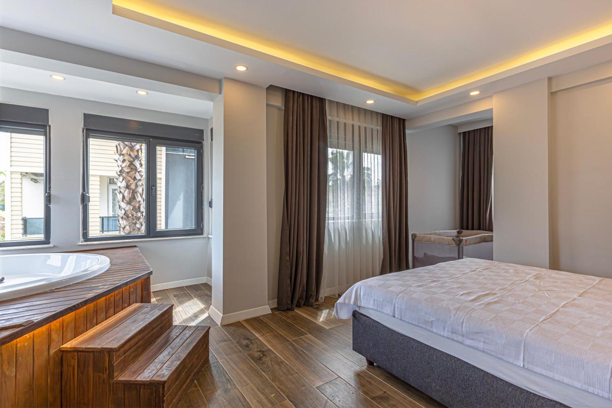 Near By The Land Of Legends , Private Pool With Jakuzzi Euphoria Villa