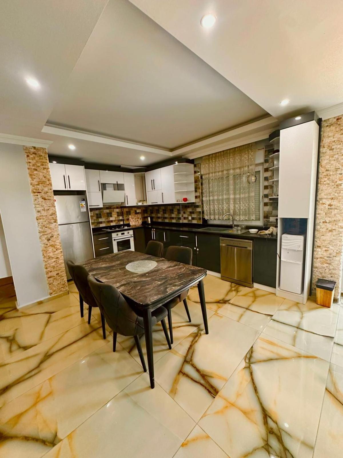 Villa Lion Dreams 2-private Swimmingpool