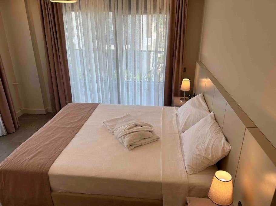 Antalya Belek'te Oezel Havuzlu Sitesi Villa Belek