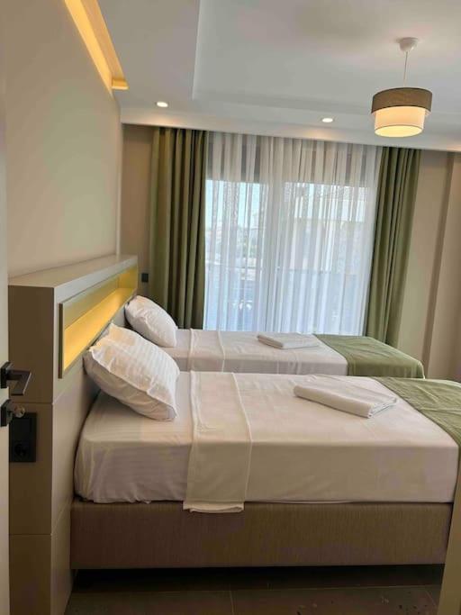 Villa Antalya Belek'te Oezel Havuzlu Sitesi *