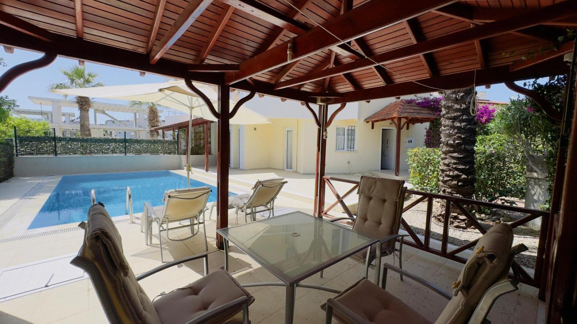 Cozy 4br With Pool In Kadriyebelek Villa *