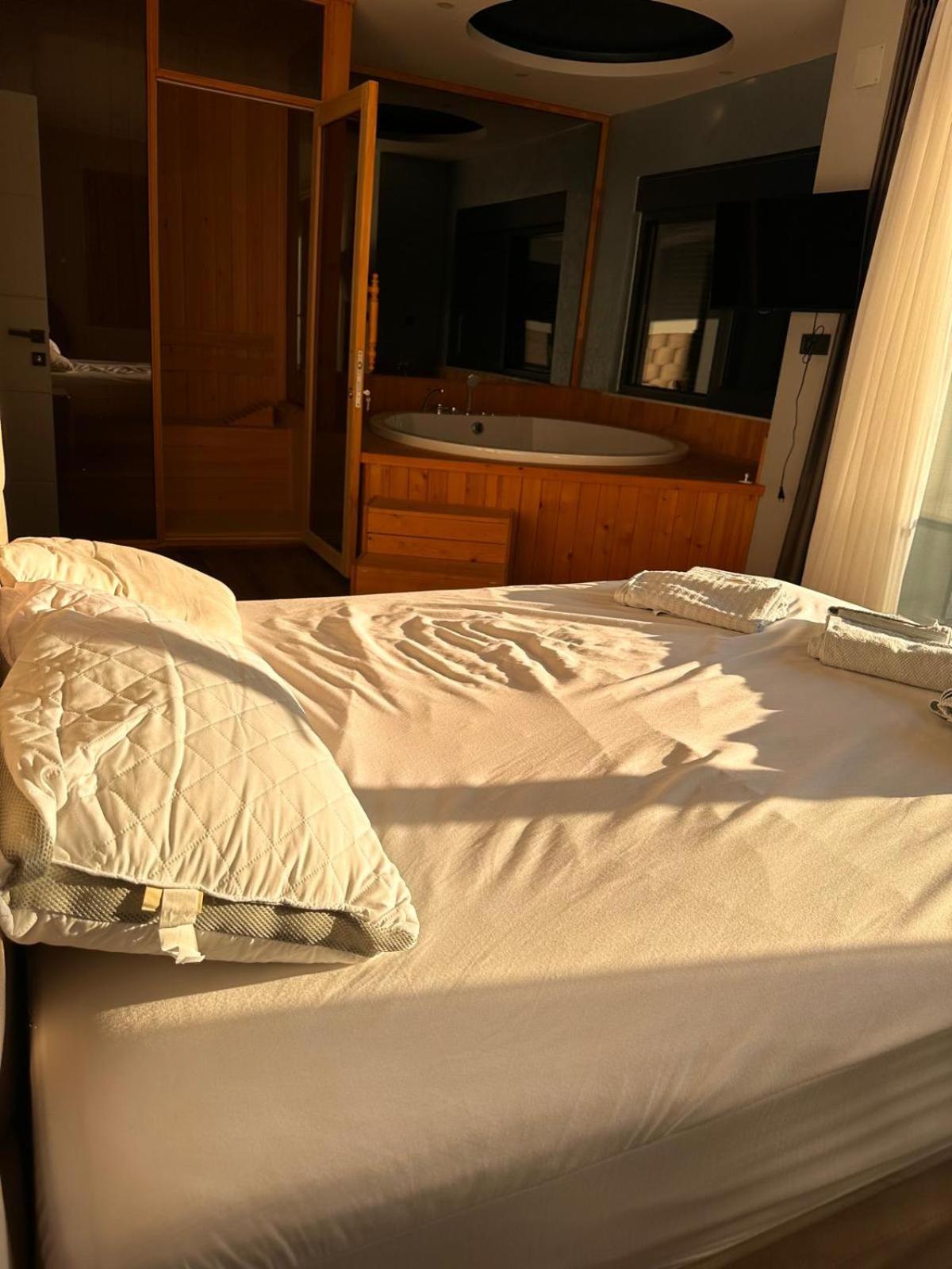 Peaceful Villas-luxury-jacuzzi-sauna Villa Belek
