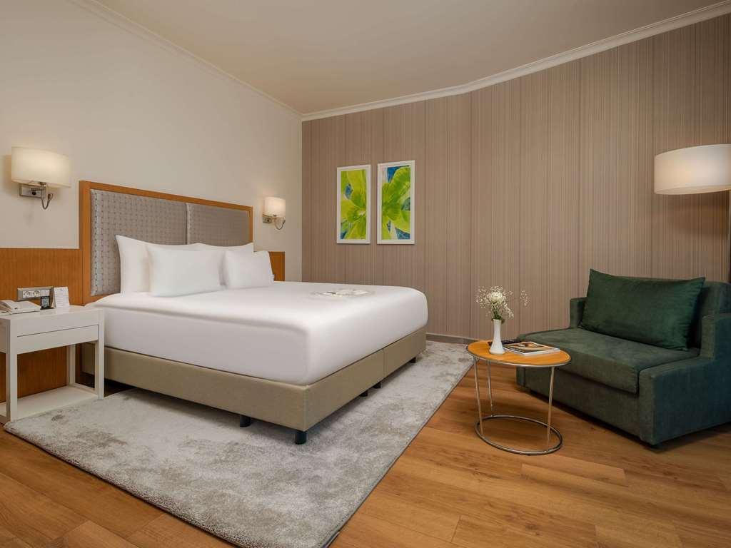 Rixos Park - The Land Of Legends Access * Belek
