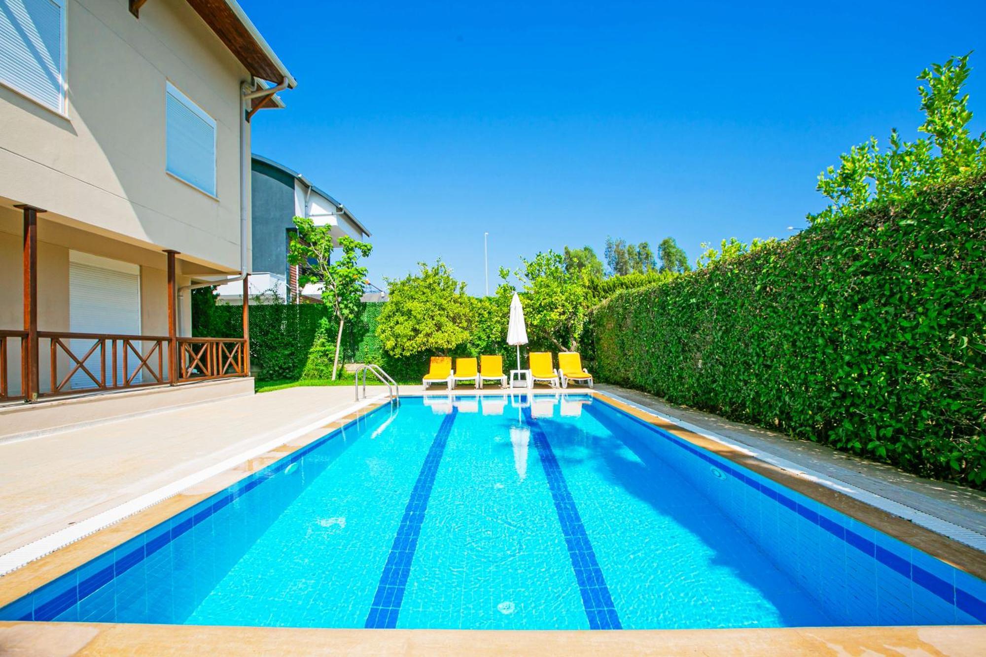Paradise Town Orchard Villa *