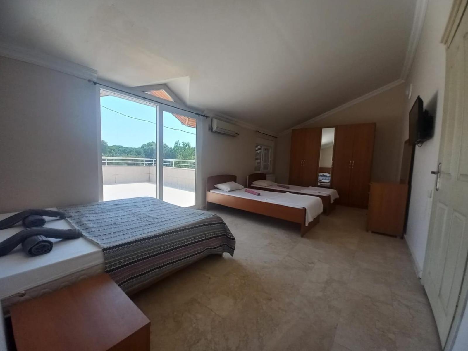 Luxurious Spacious Vacation *
