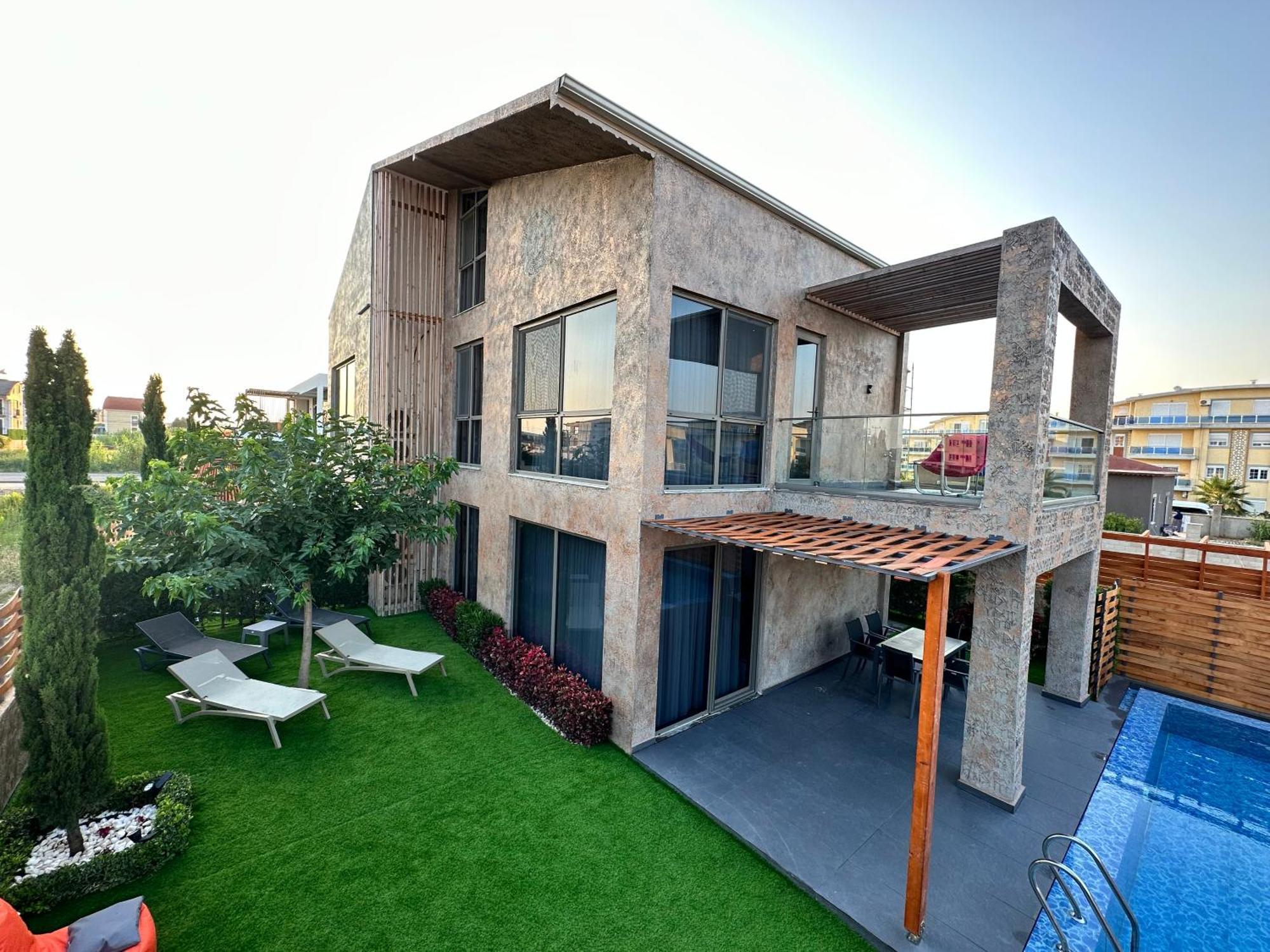 Drvillasuits Casa Riva Villa