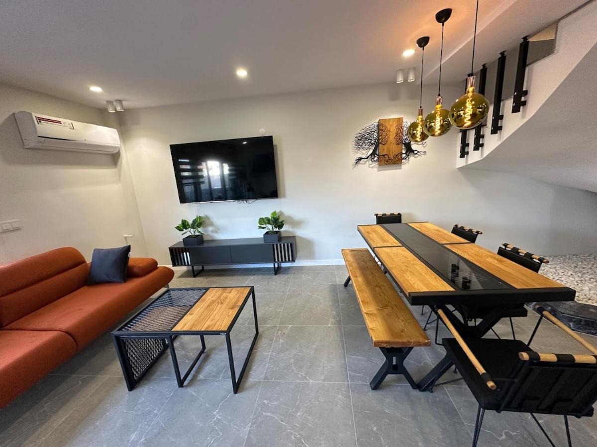 The Casa Alegra Luxury Villa *