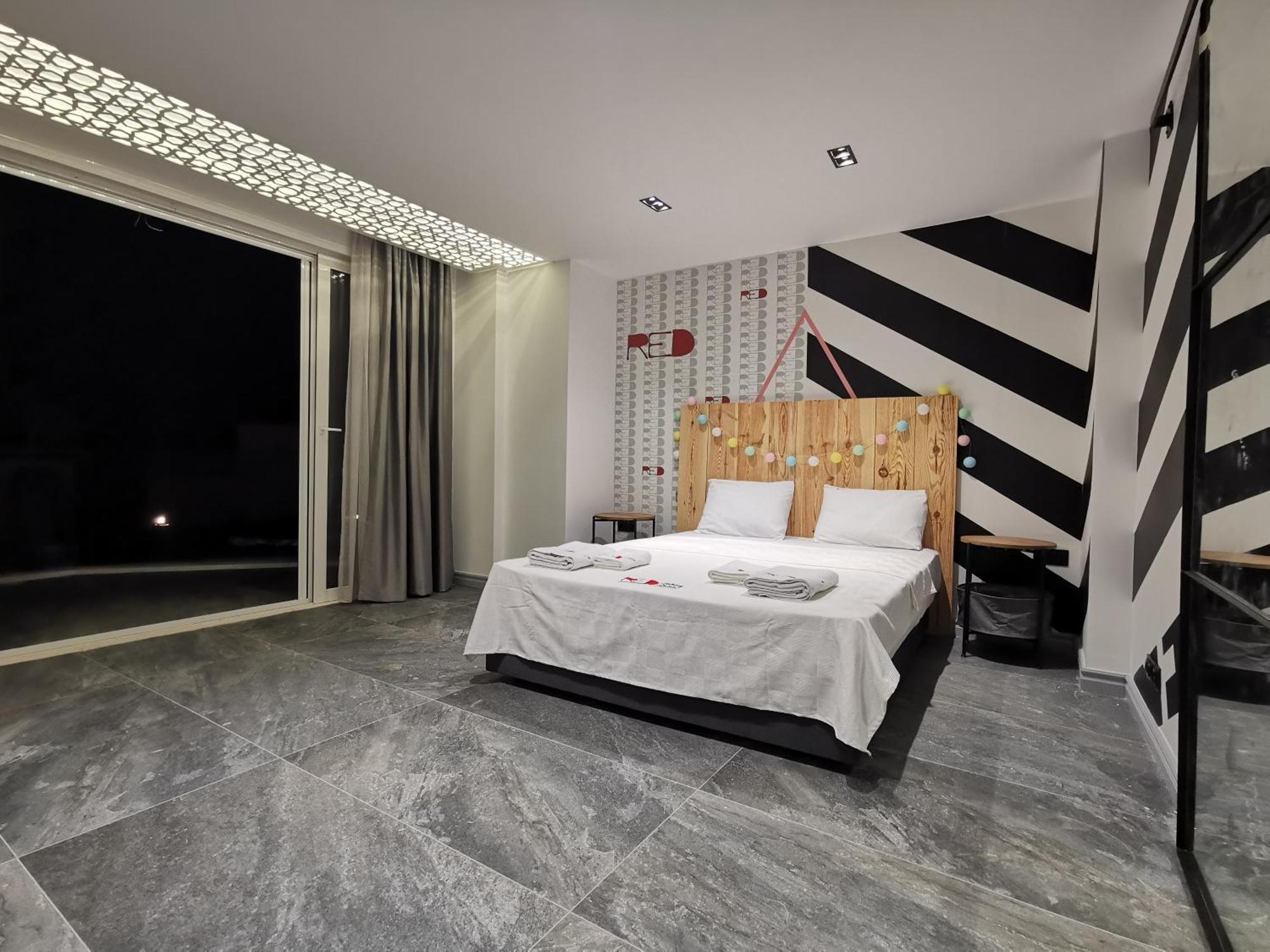 Red Premium Vip// Custom Design With Turkish Bbq+prvt Swmg Pool Villa Belek