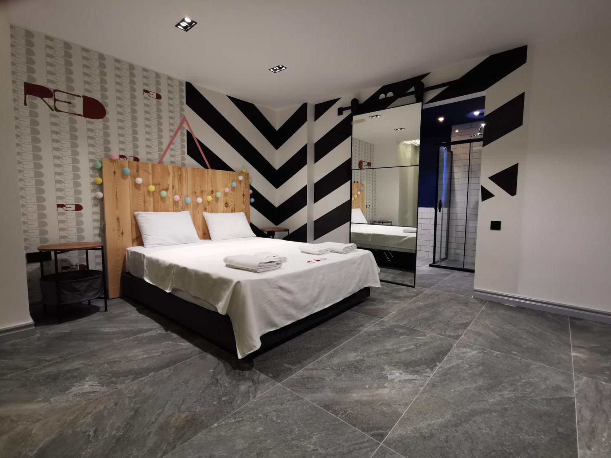 Villa Red Premium Vip// Custom Design With Turkish Bbq+prvt Swmg Pool