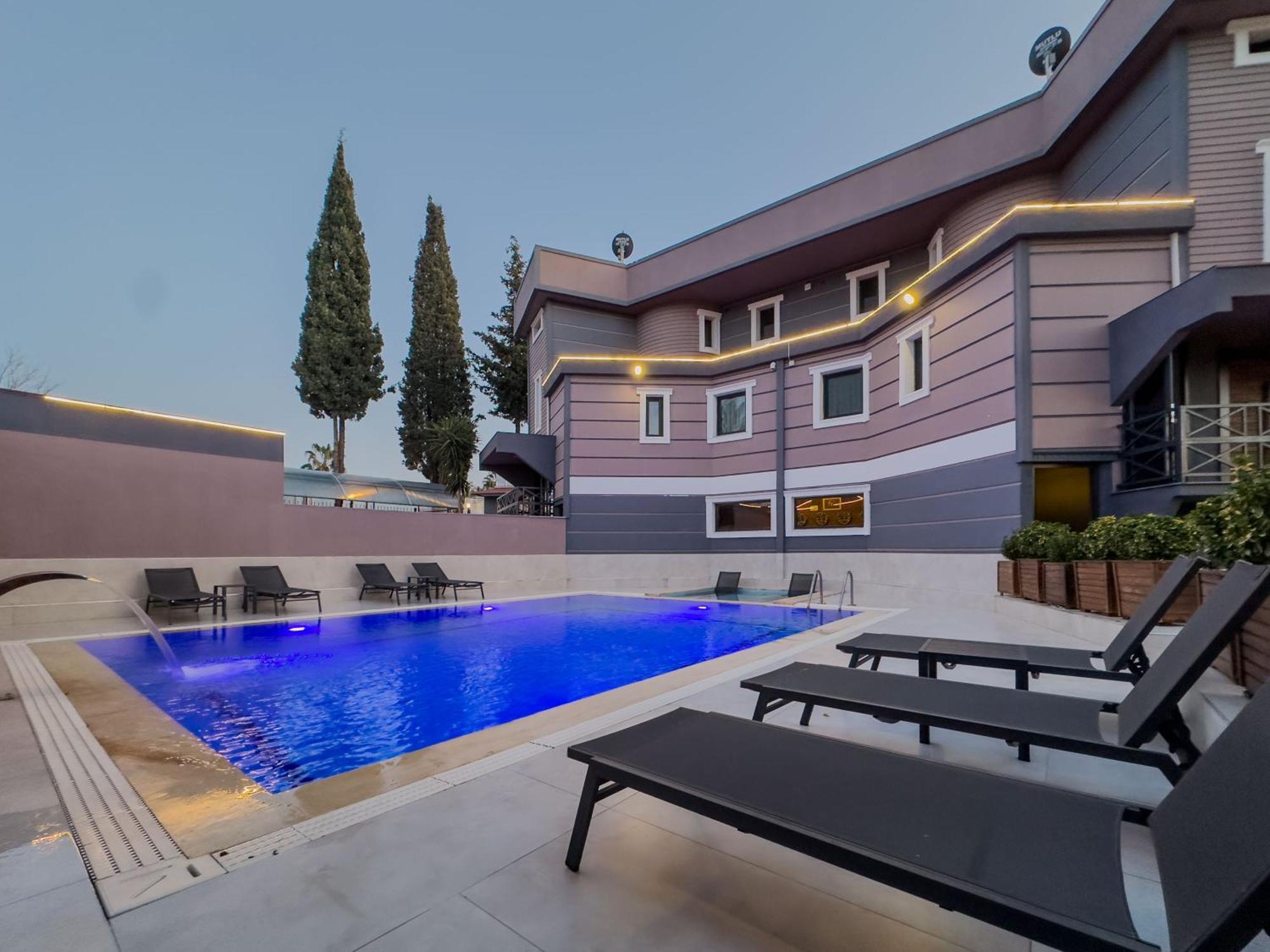 07 Luxury Only For Family Villa *