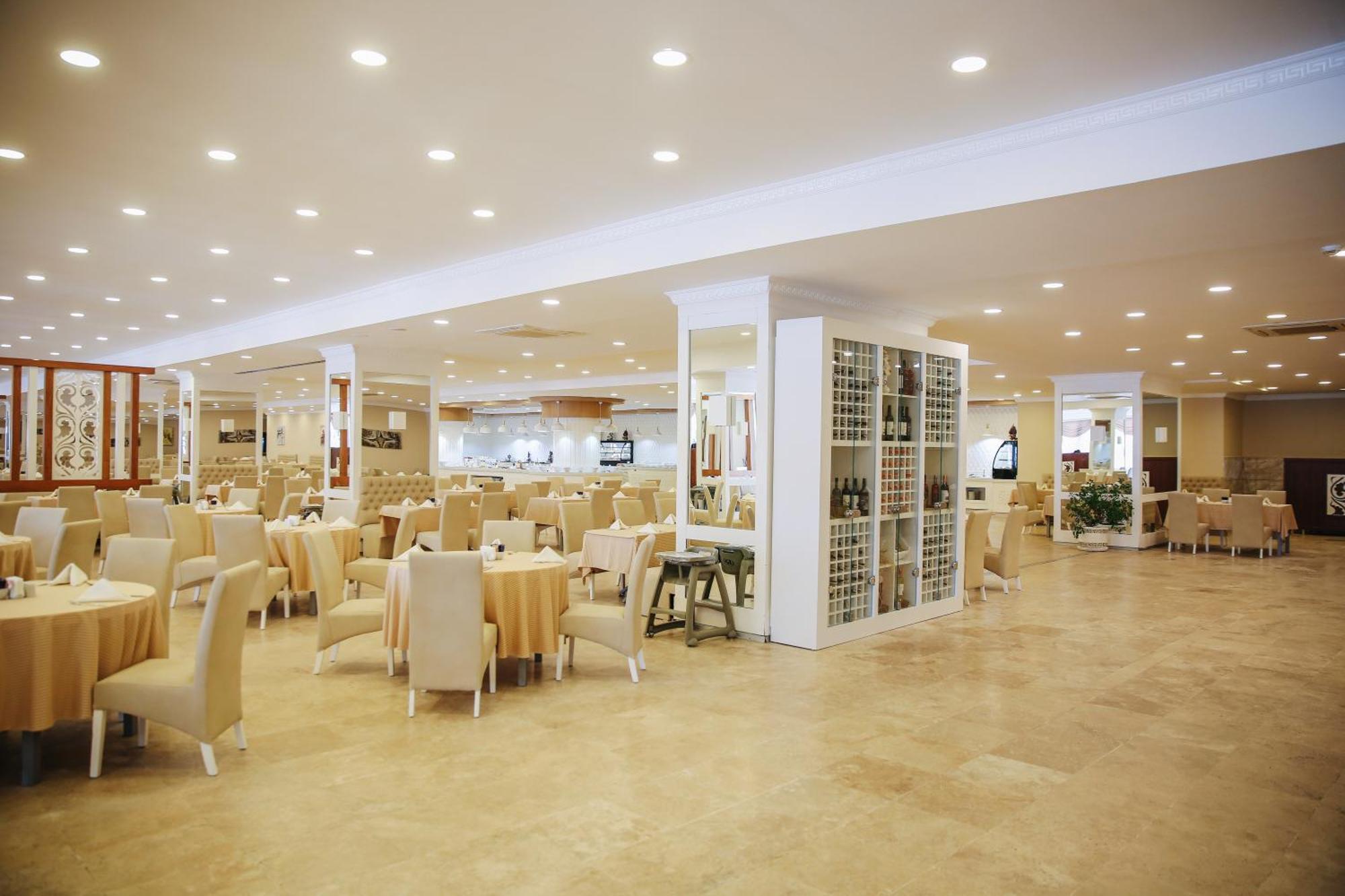 Hotel Selectum Noa 5*
