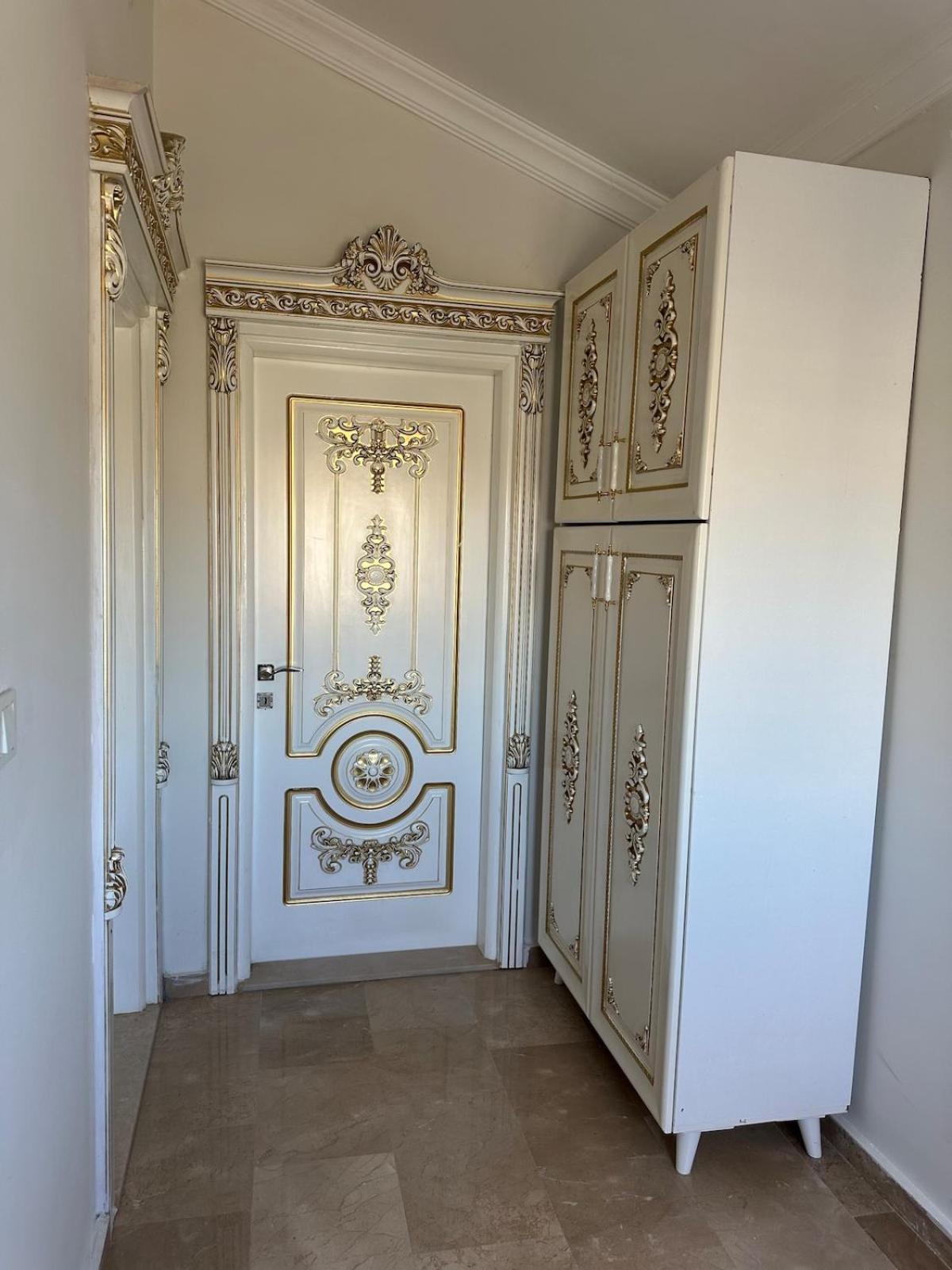 Villa Assos Suits 2 *