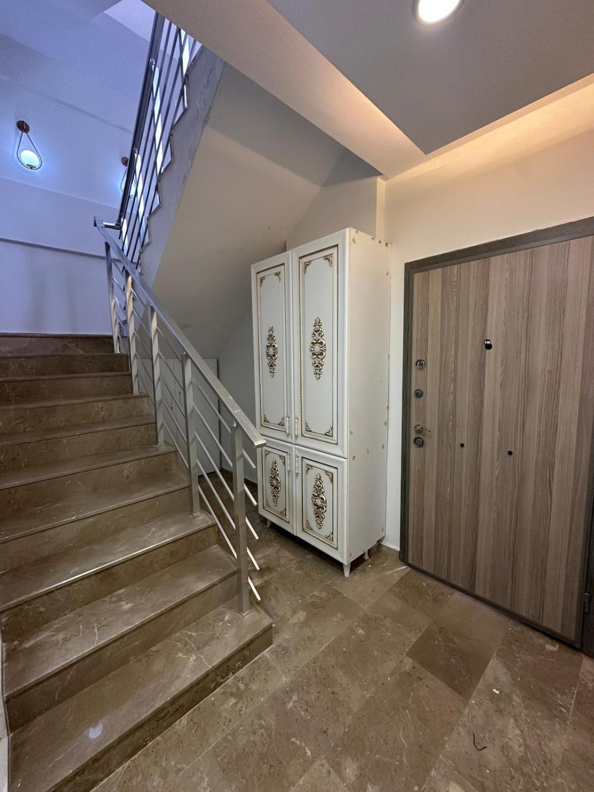 Assos Suits 2 Villa *