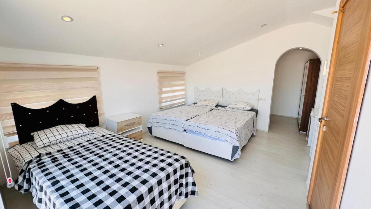 Super 4 Bedroom With Pool