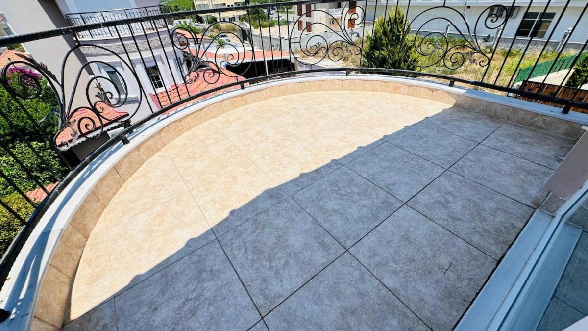 Super 4 Bedroom With Pool *