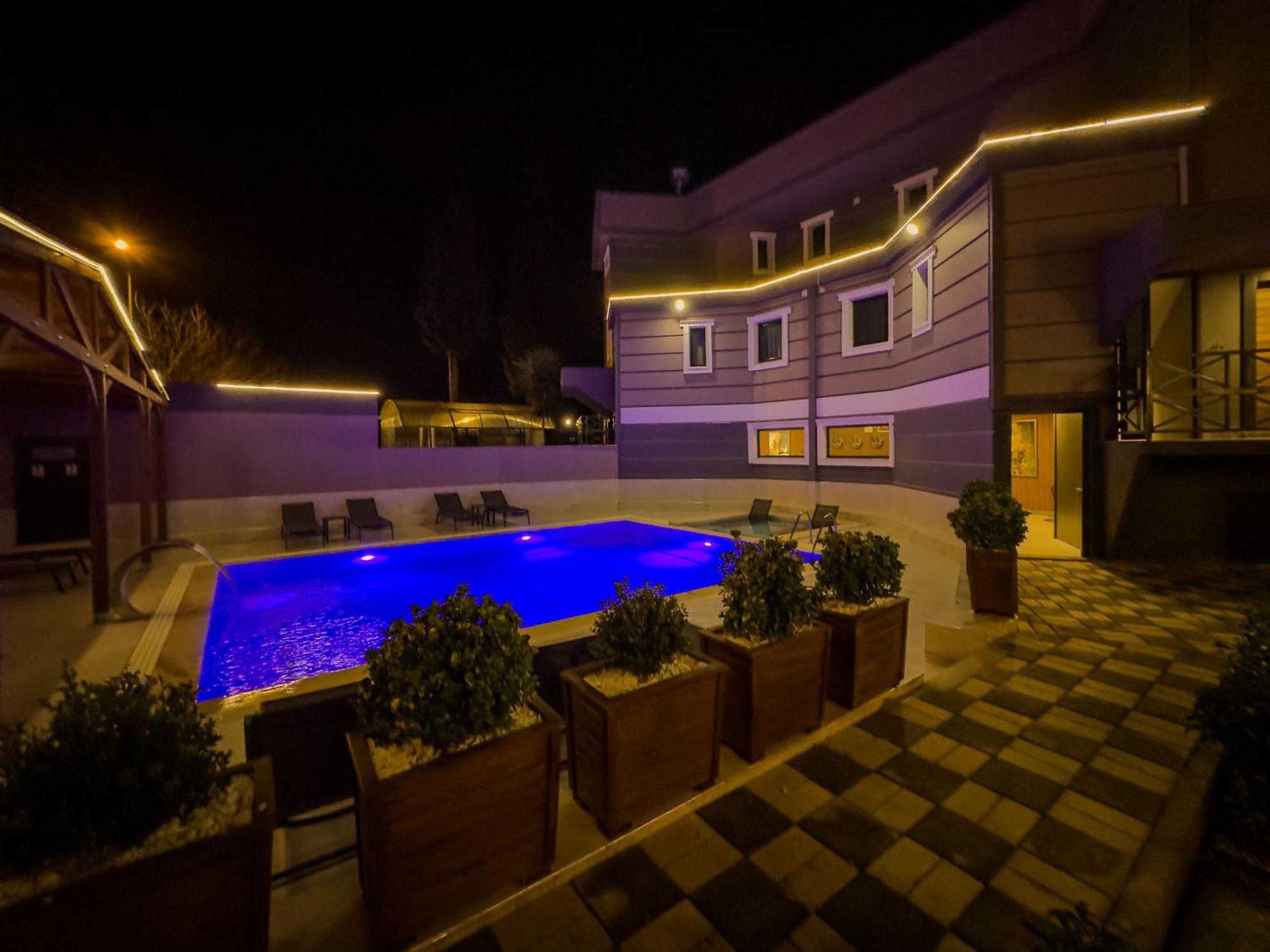 07 Luxury Only For Family Villa *