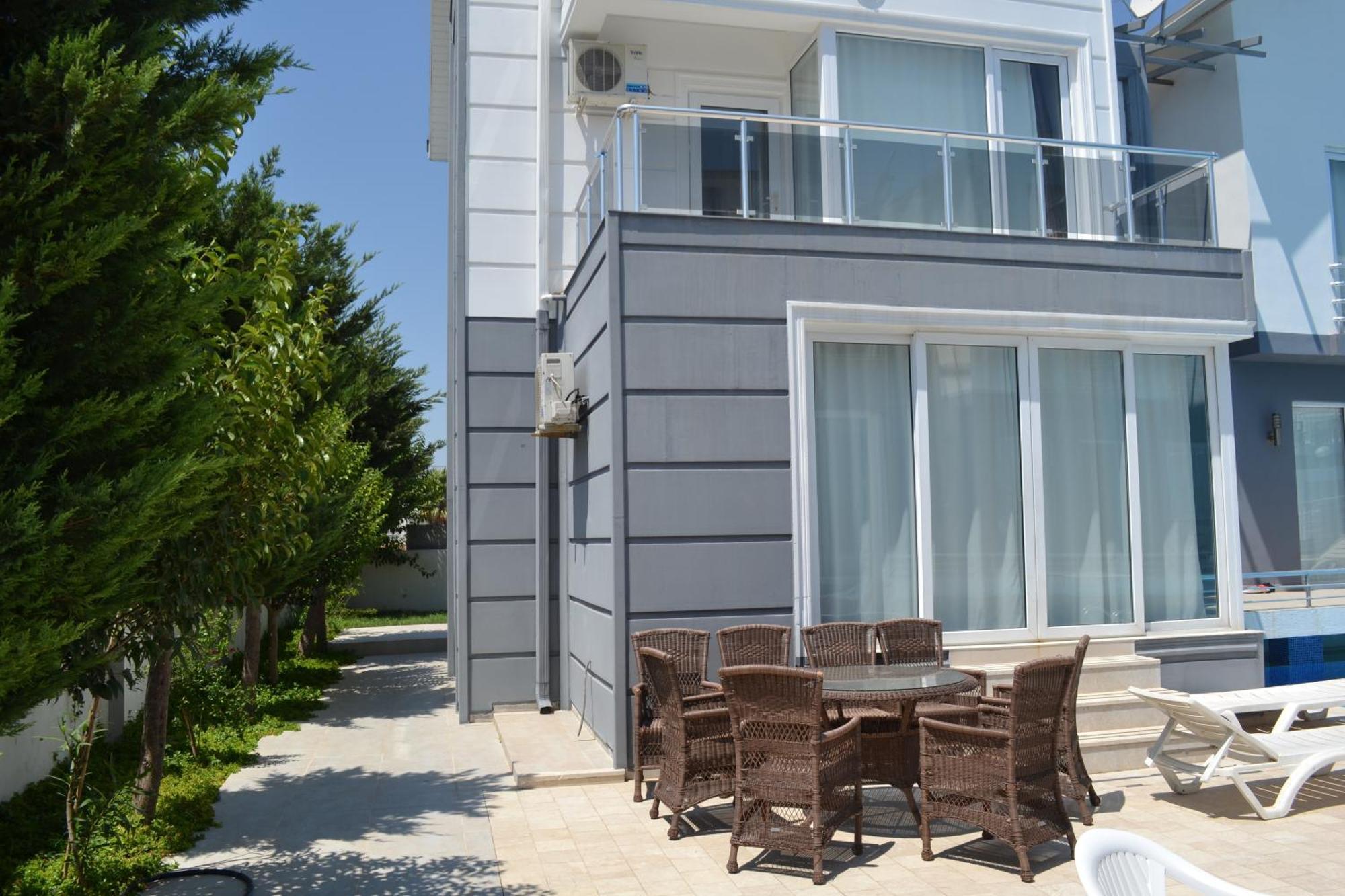 Antalya Mermaid 3 Bedrooms Close The Park 1 Villa *