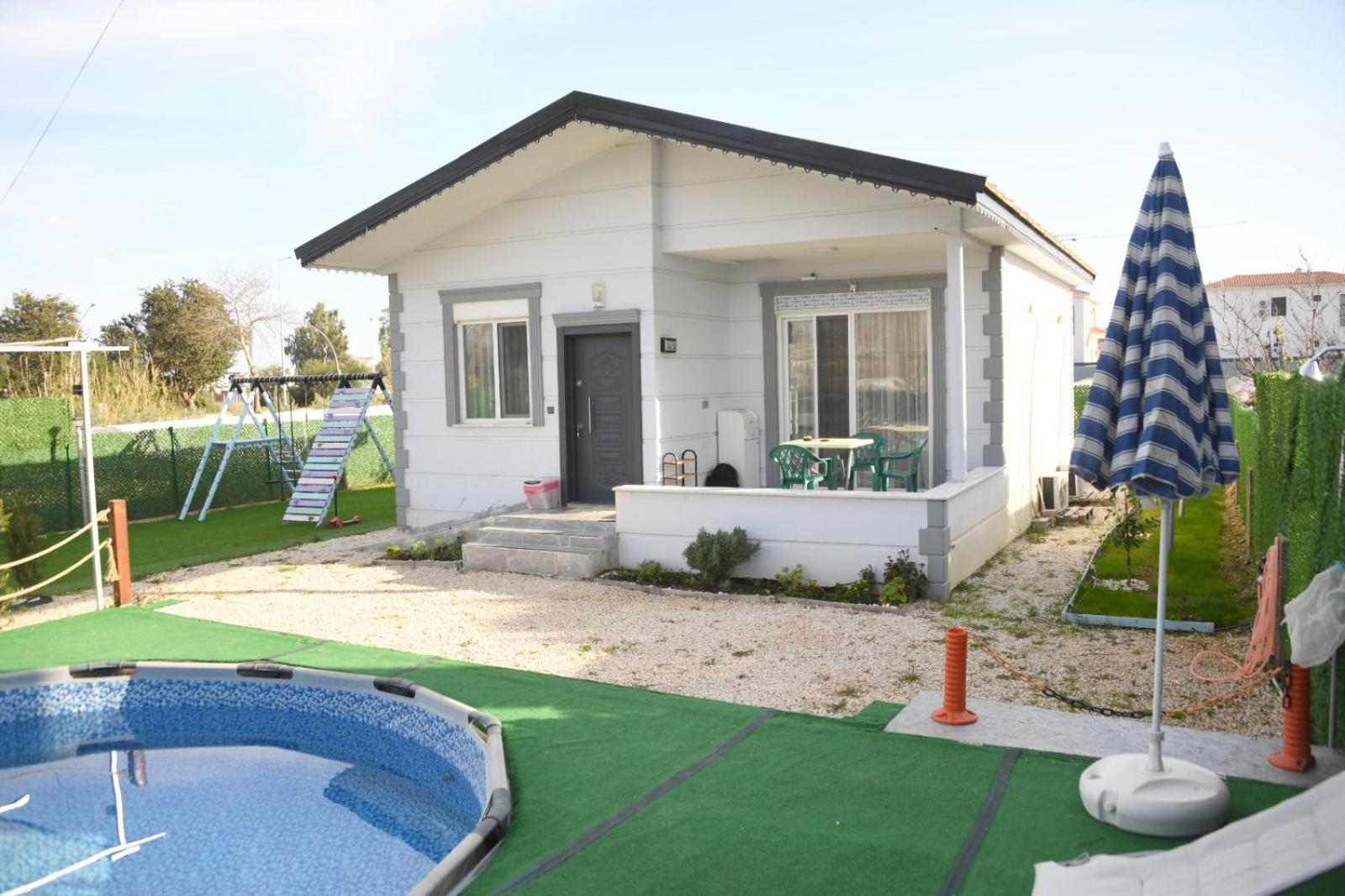Land Of Legends Karsisi Havuzlu Mustakil Ev Ferienhaus