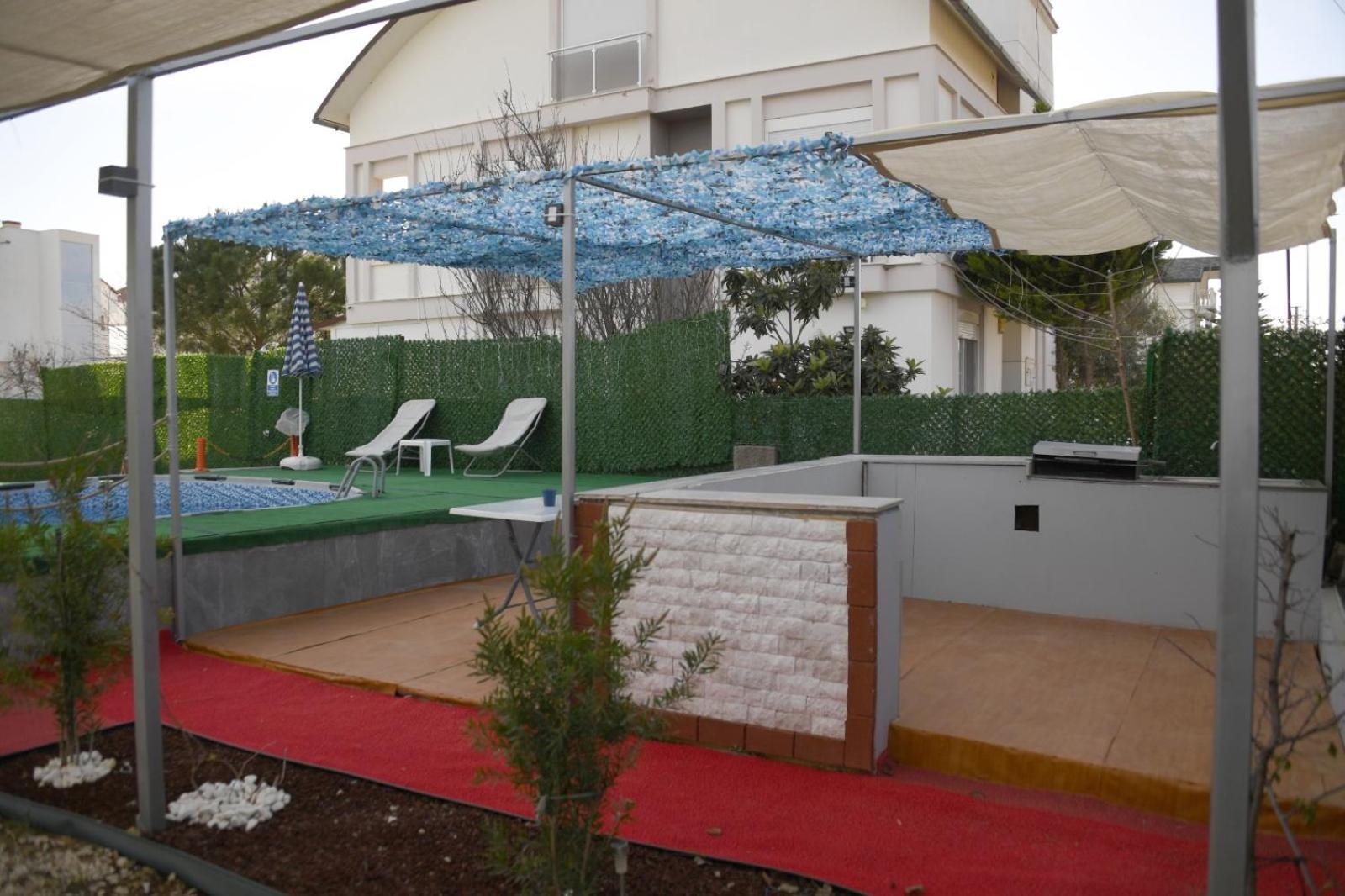 Ferienhaus Land Of Legends Karsisi Havuzlu Mustakil Ev *