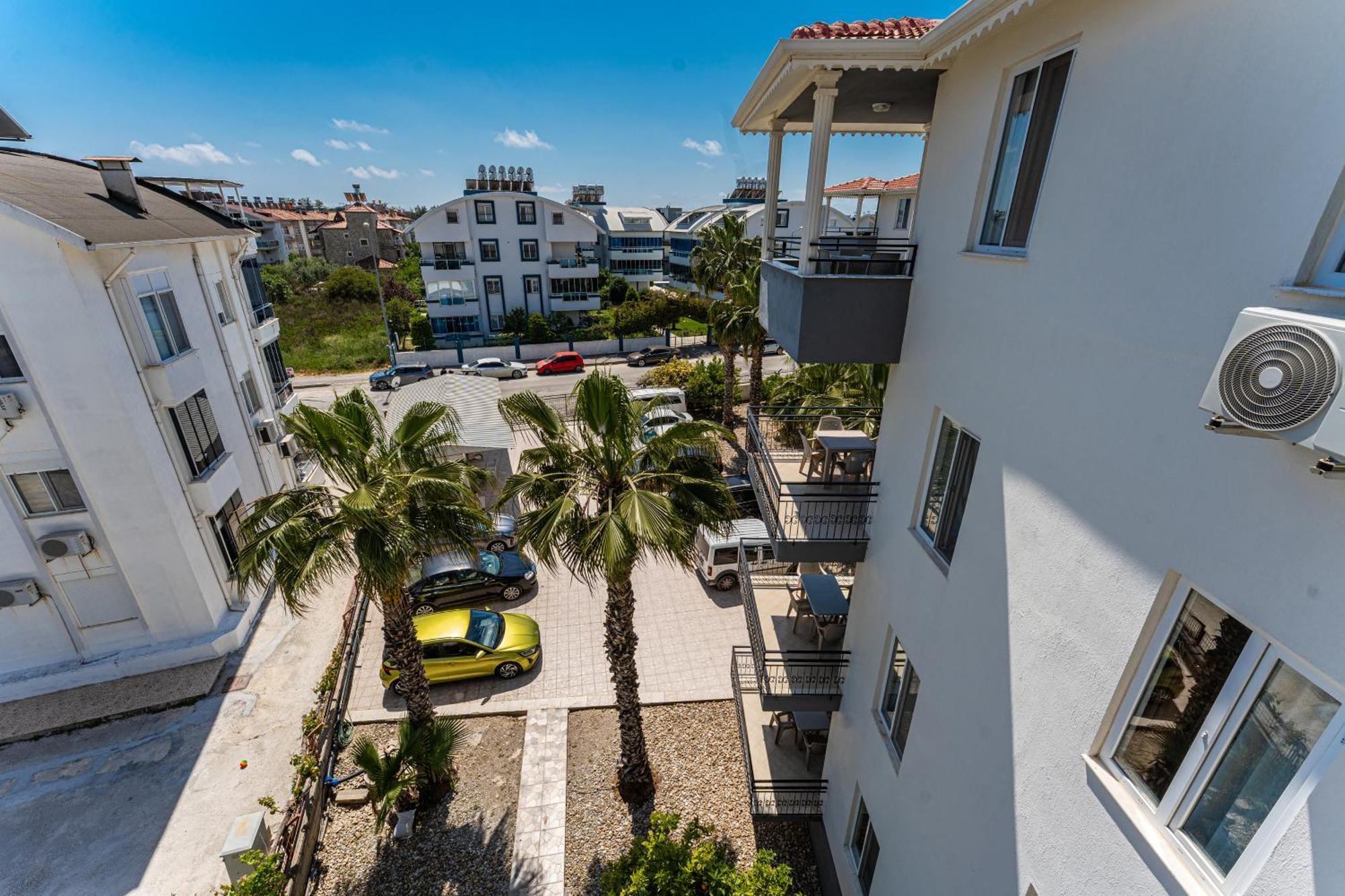 Assos Apartment